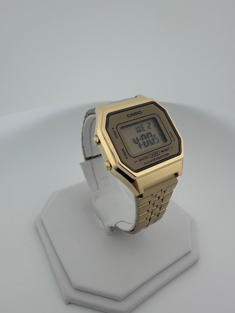 Casio LA680WGA-9D Gold Digital Watch, Retro Vintage Style, Gold Stainless Steel - Picture 5 of 9